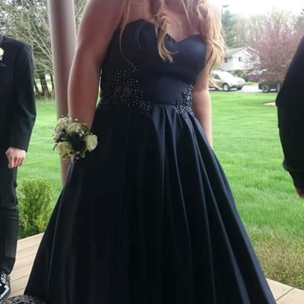 Formal Dress w/ Pockets?